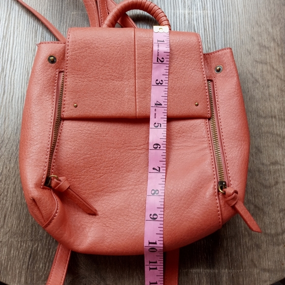 ♥️ ONE DAY SALE- PRICE IS FIRM- DELETING AND RELISTING AFTER SALE - Picture 5 of 9